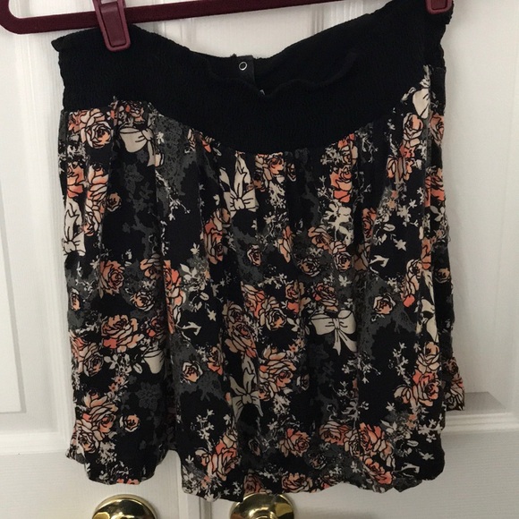 Mimi Chica Skirt - Picture 2 of 2